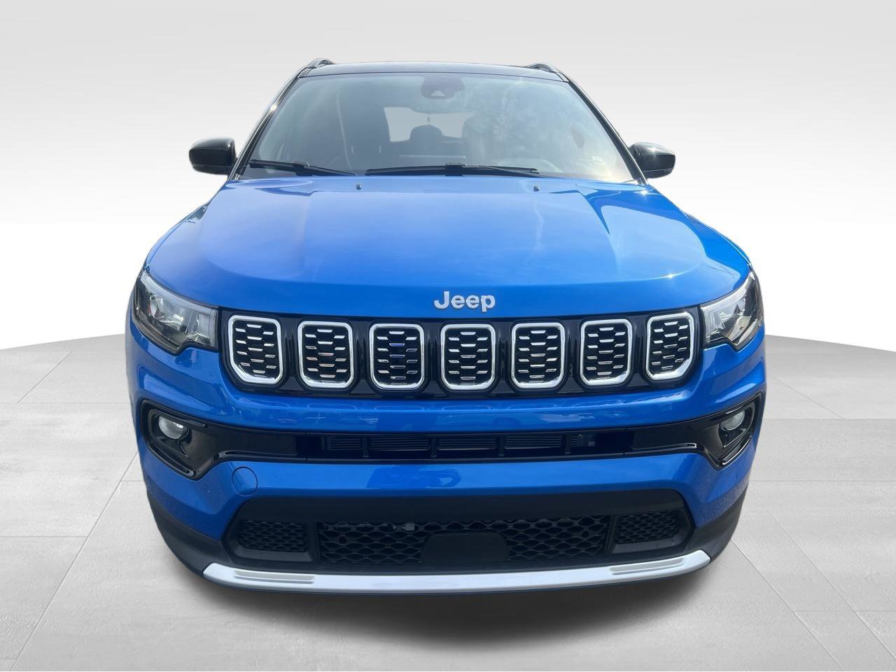 New 2026 Jeep Compass Limited AWD/4WD image 8