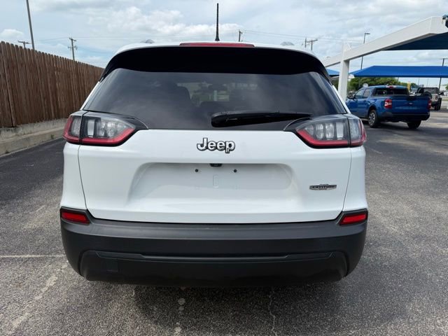Used 2019 Jeep Cherokee Latitude w/ Popular Appearance Group image 6