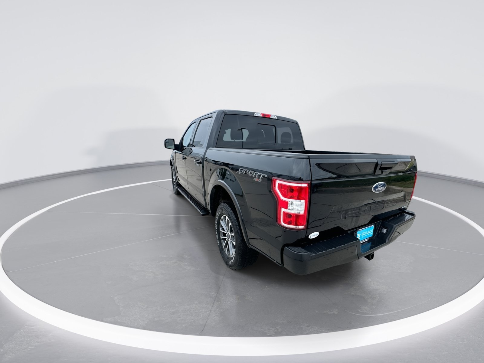 Used 2020 Ford F150 XLT w/ Equipment Group 302A Luxury AWD/4WD image 6