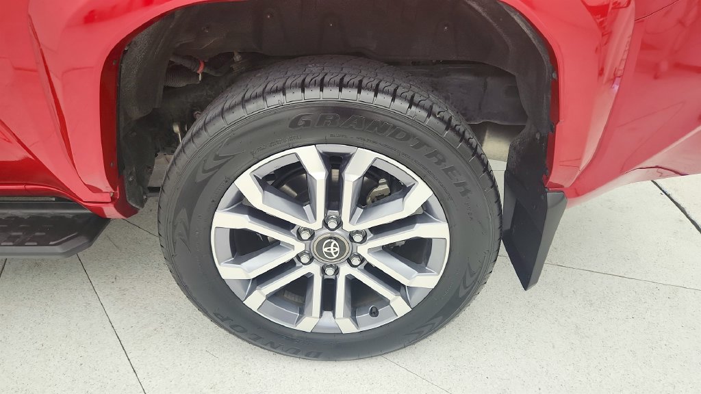 Used 2025 Toyota 4Runner Limited RWD image 28