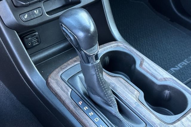 Used 2022 GMC Canyon Denali image 20