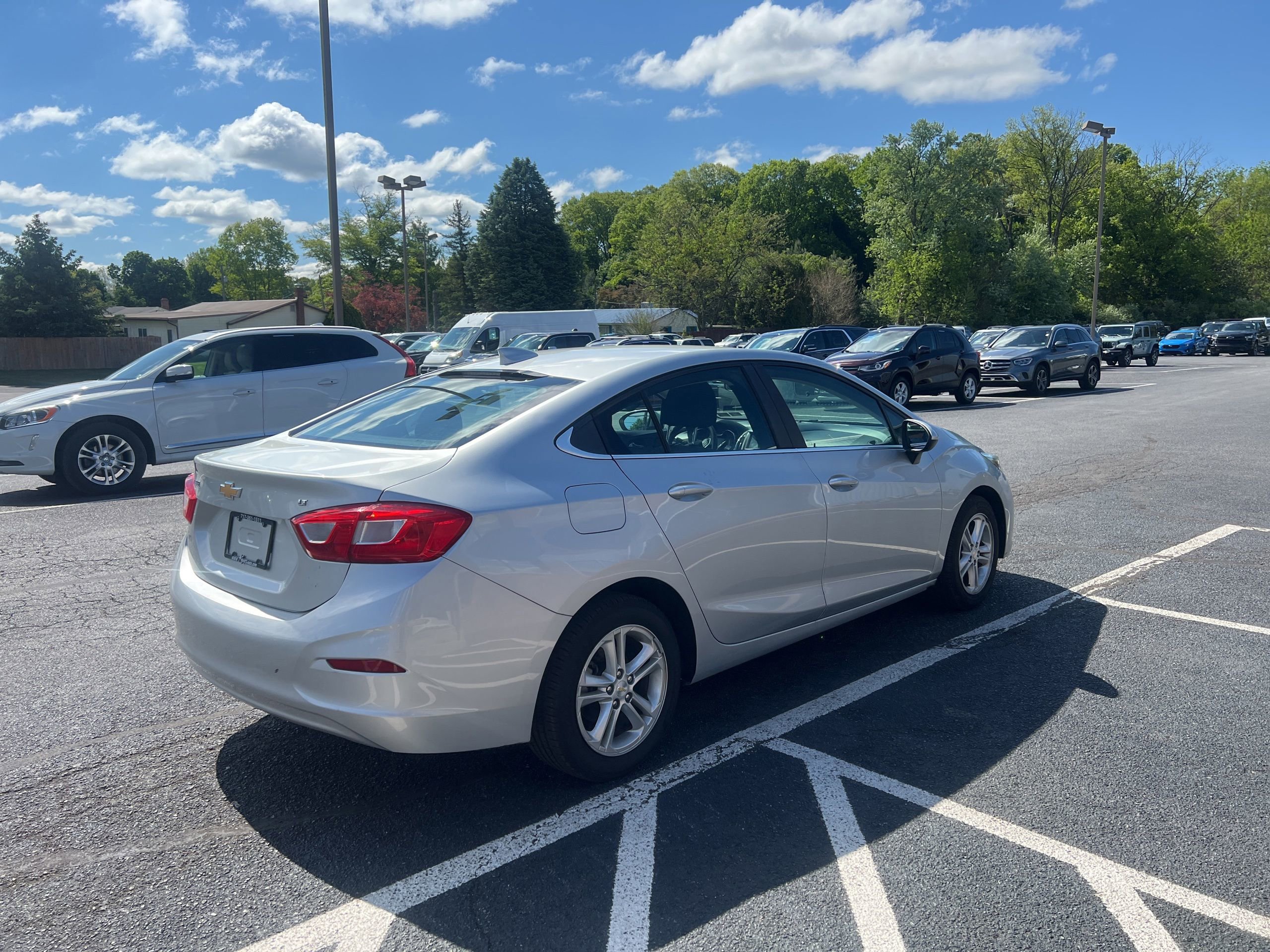 Used 2016 Chevrolet Cruze LT FWD image 6