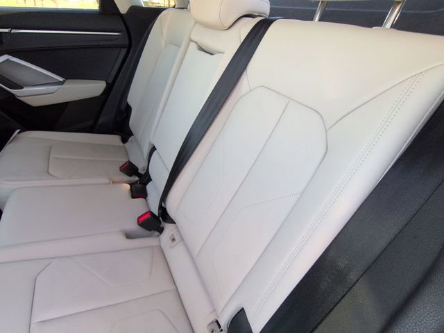 Used 2023 Audi Q3 2.0T Premium image 30
