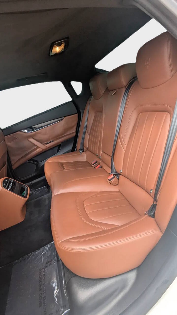 Used 2016 Maserati Quattroporte S RWD image 12