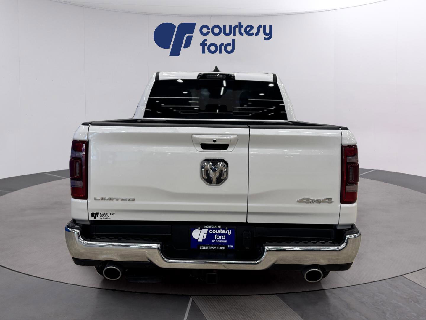 Used 2023 RAM 1500 Limited AWD/4WD image 6