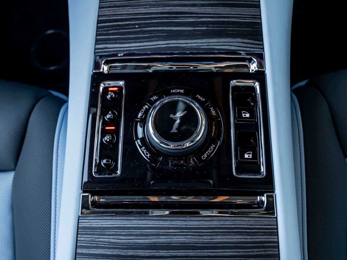 Certified 2026 Rolls-Royce Ghost Extended Wheelbase AWD/4WD image 17