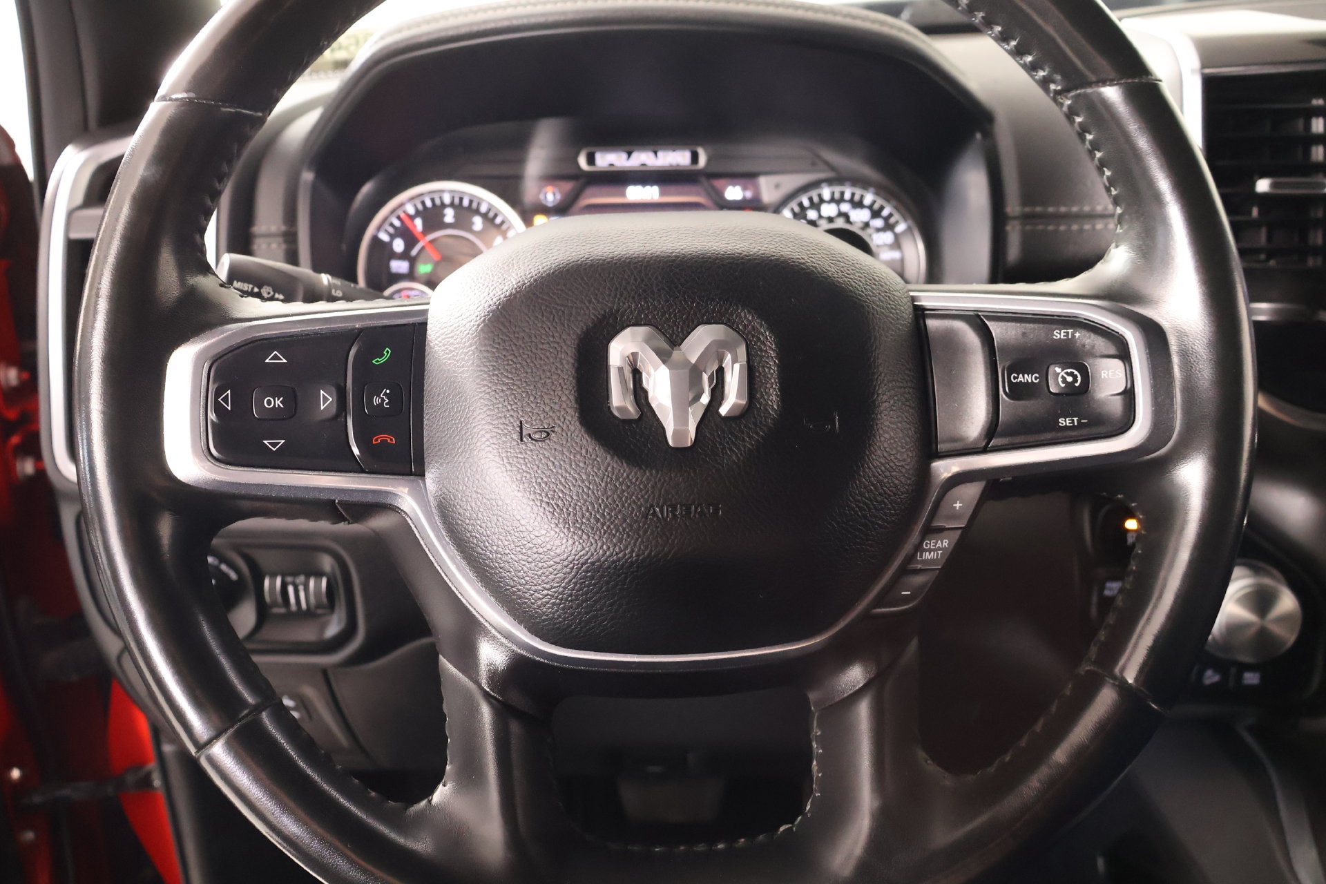 Used 2022 RAM 1500 Laramie w/ Sport Appearance Package AWD/4WD image 3