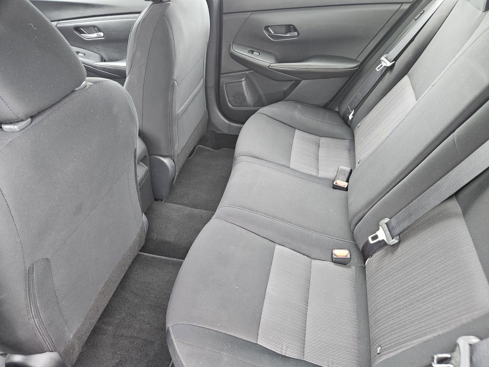 Used 2024 Nissan Sentra SV FWD image 30