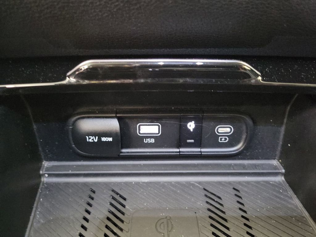 Used 2023 Kia Sportage EX w/ EX Premium Package AWD/4WD image 22