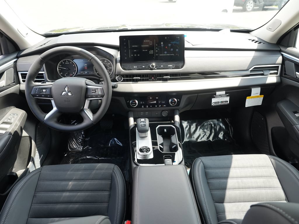 New 2026 Mitsubishi Outlander SE AWD/4WD image 24
