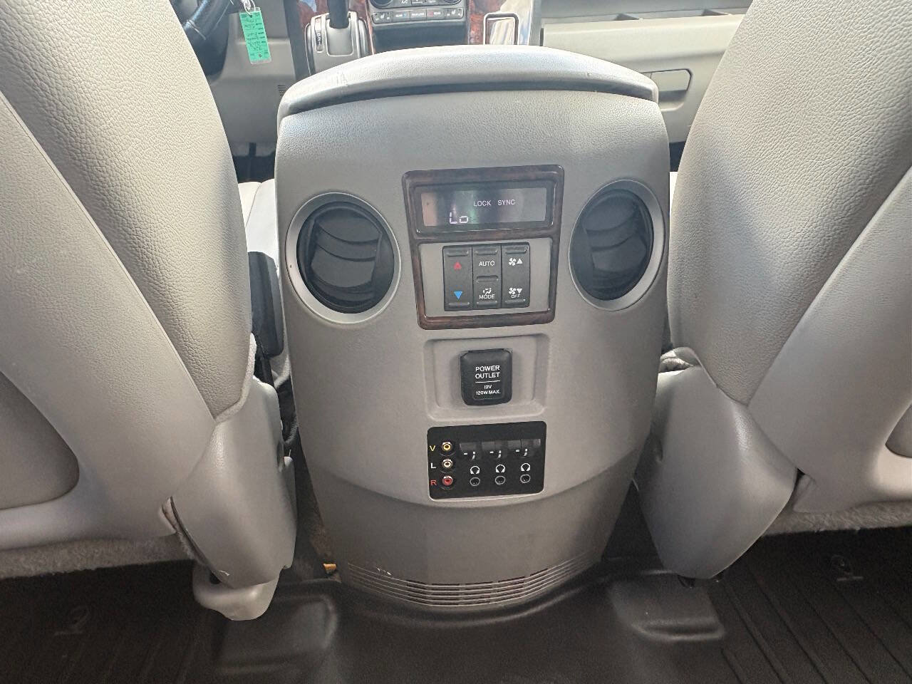 Used 2013 Honda Pilot Touring image 25