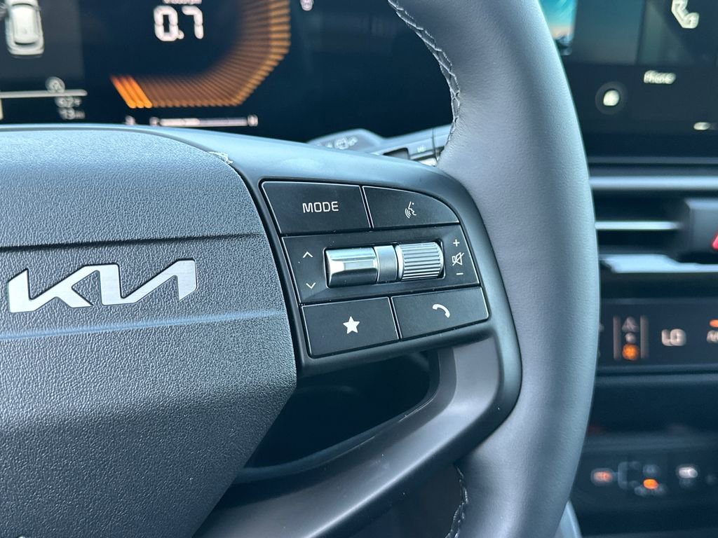 New 2026 Kia Sportage EX FWD image 24