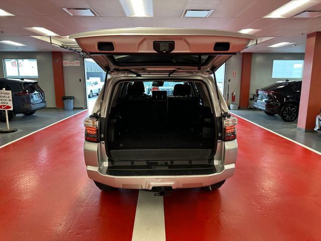 Certified 2024 Toyota 4Runner SR5 RWD image 25