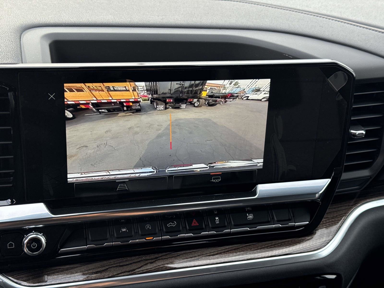 New 2026 GMC Sierra 1500 Elevation image 14