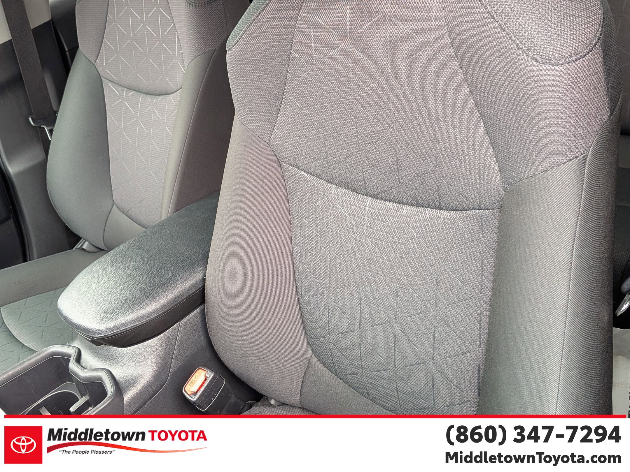Certified 2025 Toyota RAV4 XLE AWD/4WD image 14