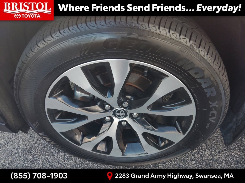 Used 2024 Toyota Grand Highlander AWD Hybrid image 13