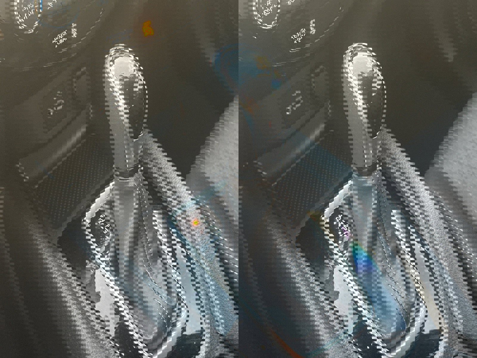 Used 2020 Nissan Rogue SV image 30