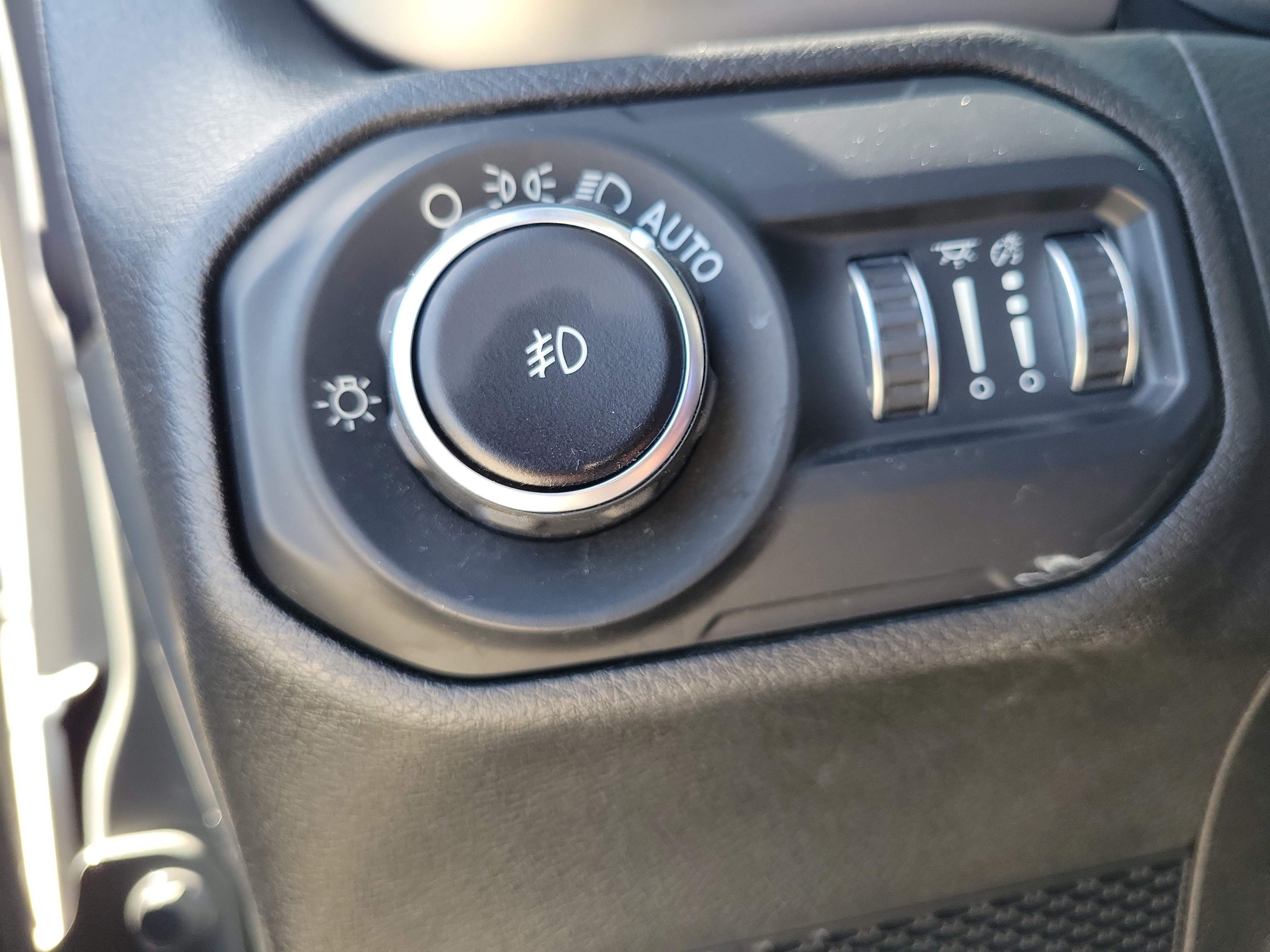 Used 2019 Jeep Wrangler Unlimited Sport S AWD/4WD image 29
