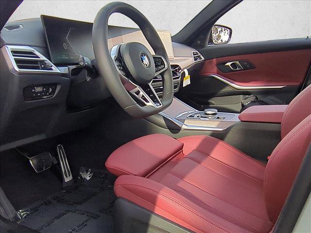 Used 2026 BMW 330i Sedan w/ M Sport Package image 8