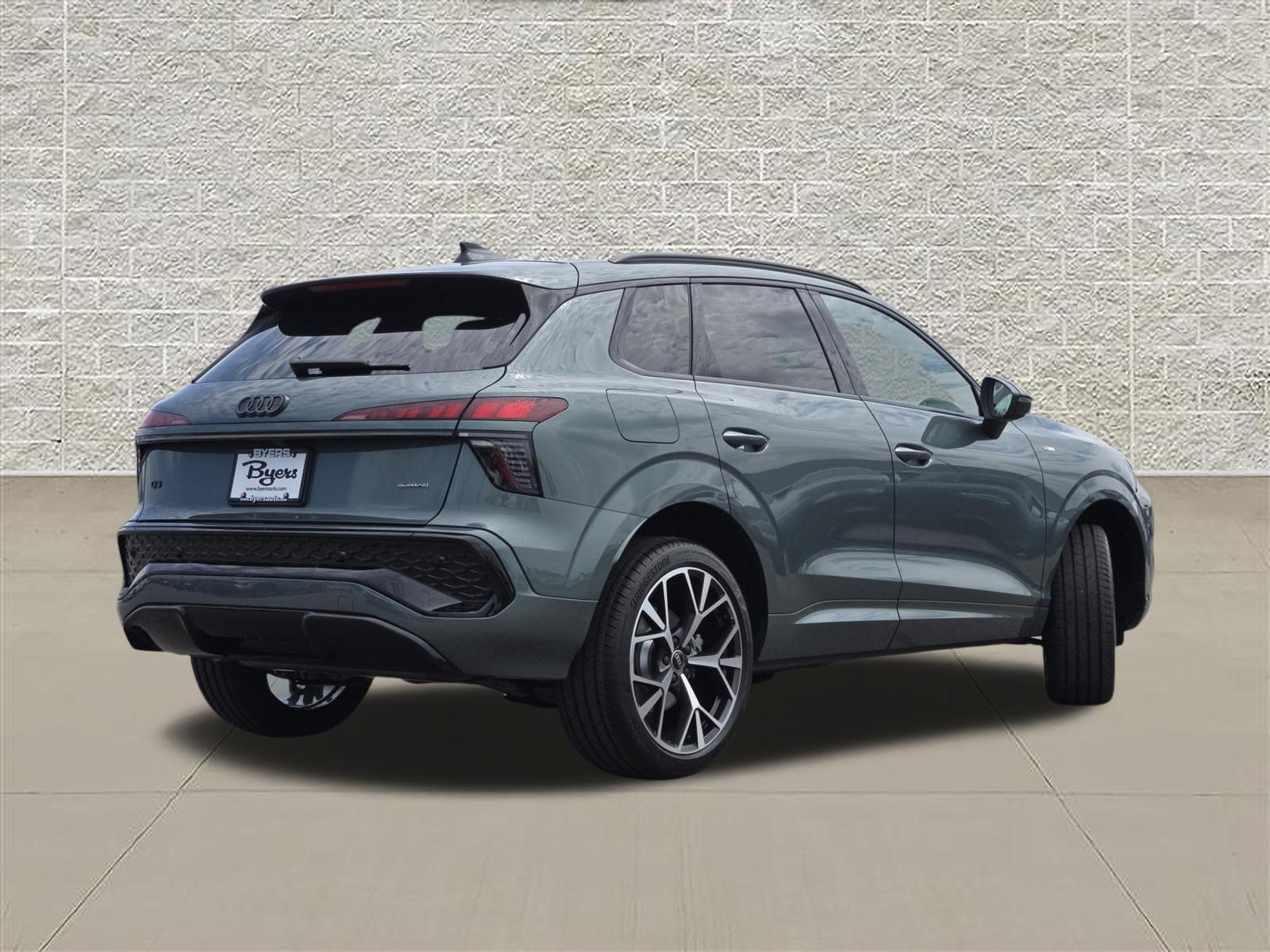 New 2026 Audi Q3 quattro 2.0T AWD/4WD image 7