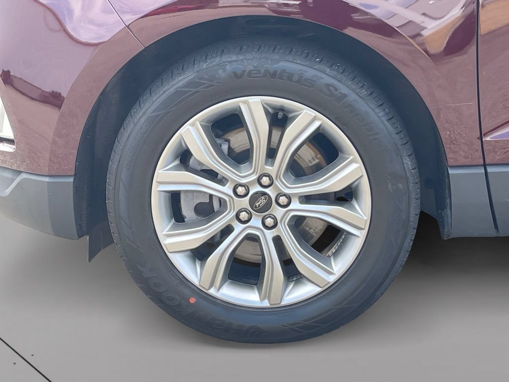 Certified 2024 Ford Edge Titanium AWD/4WD image 9