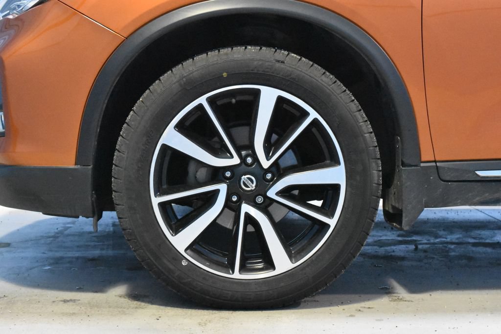 Used 2019 Nissan Rogue SL w/ Premium Package AWD/4WD image 24