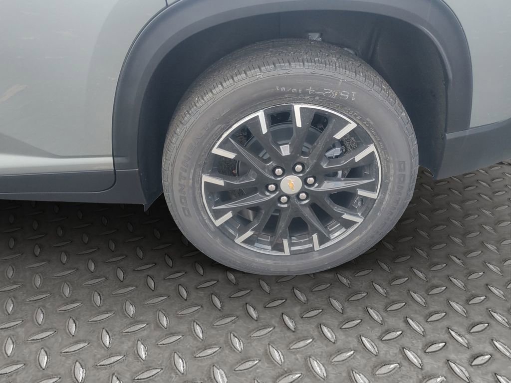 New 2026 Chevrolet Traverse LT w/ Sun and Wheel Package image 26