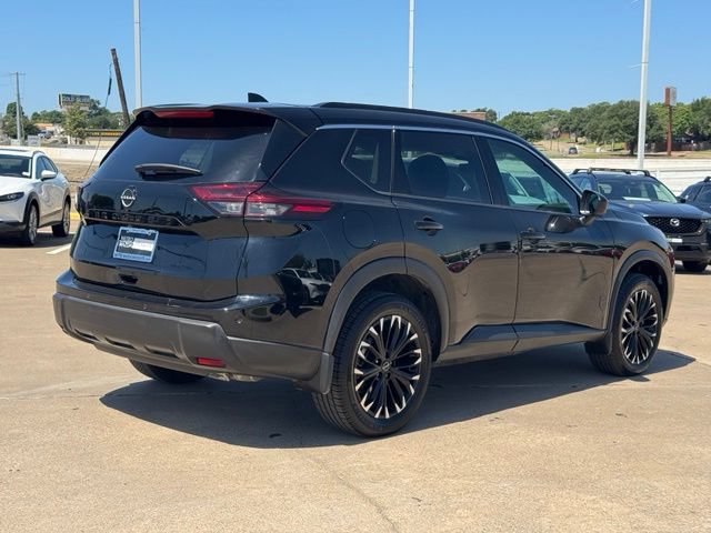 Used 2026 Nissan Rogue Dark Armor FWD image 4