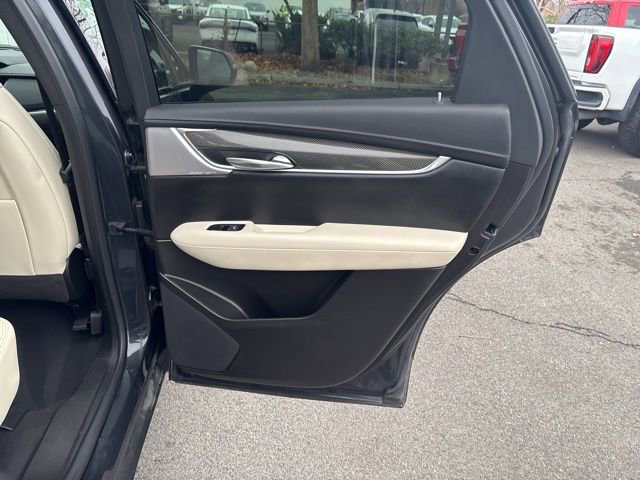 Certified 2023 Cadillac XT5 Sportv w/ Technology Package image 31