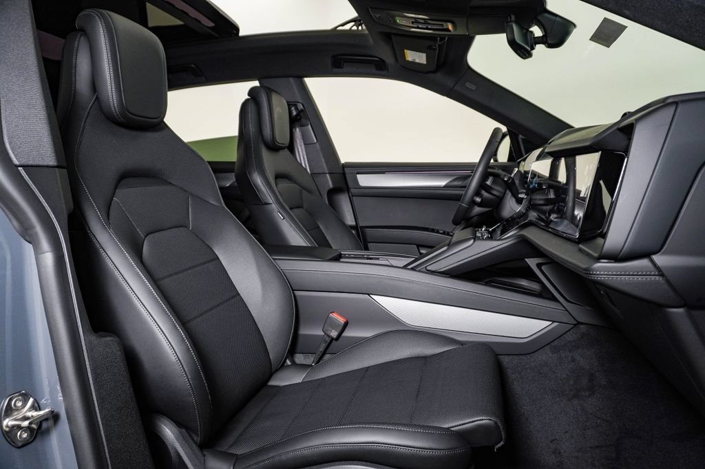New 2026 Porsche Cayenne Electric AWD/4WD image 15