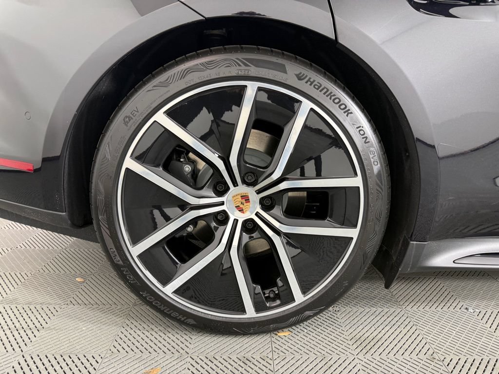 New 2026 Porsche Taycan RWD image 13