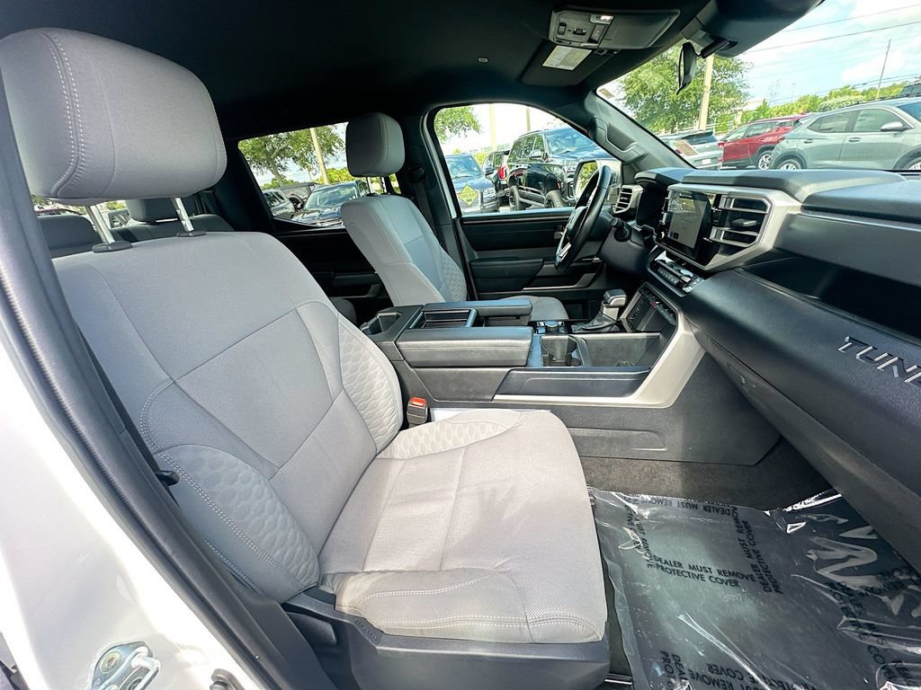 Used 2025 Toyota Tundra SR5 AWD/4WD image 25