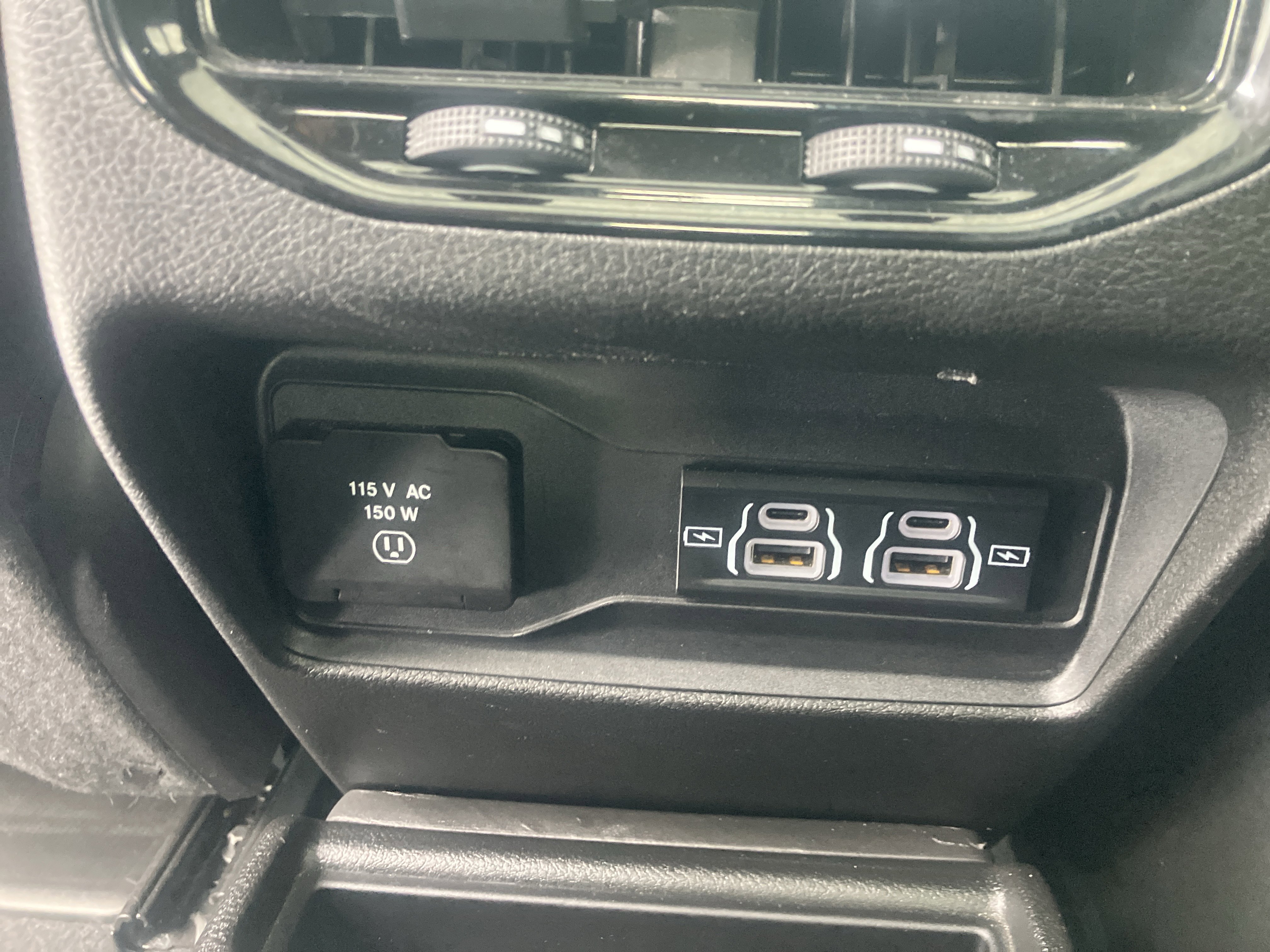 Used 2021 Jeep Grand Cherokee L Overland w/ Luxury Tech Group IV image 22