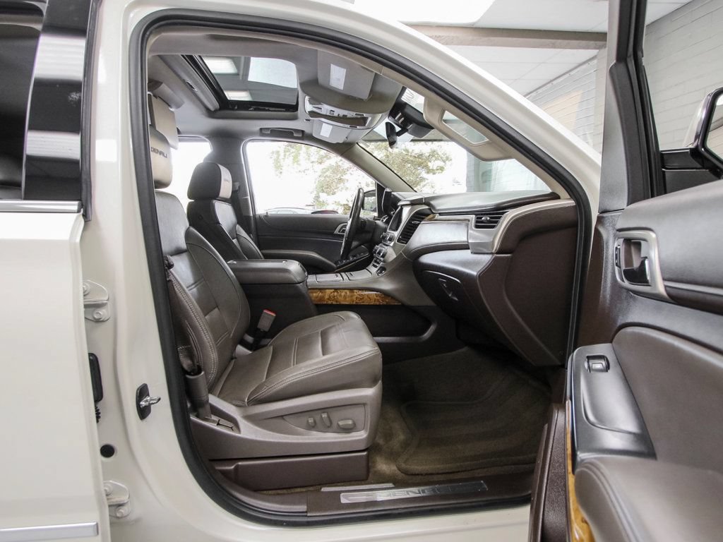 Used 2015 GMC Yukon Denali w/ Premium Package AWD/4WD image 21
