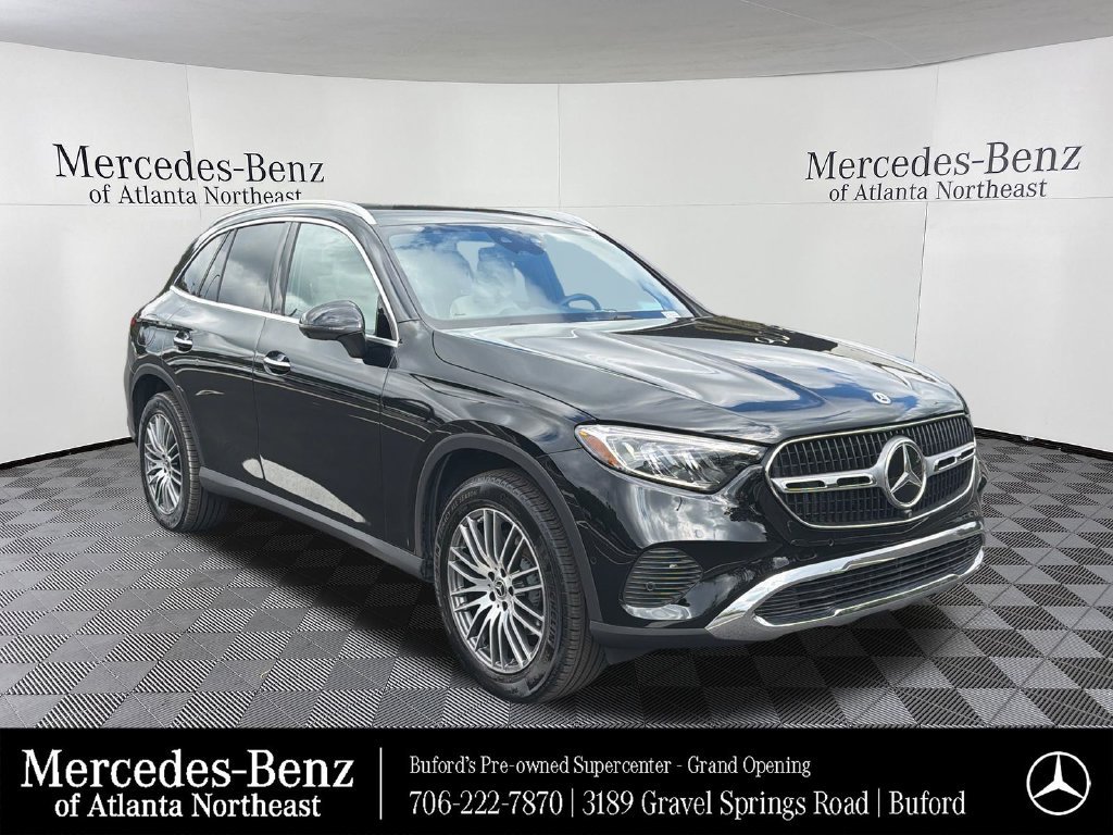 Used 2026 Mercedes-Benz GLC 300 4MATIC image 1