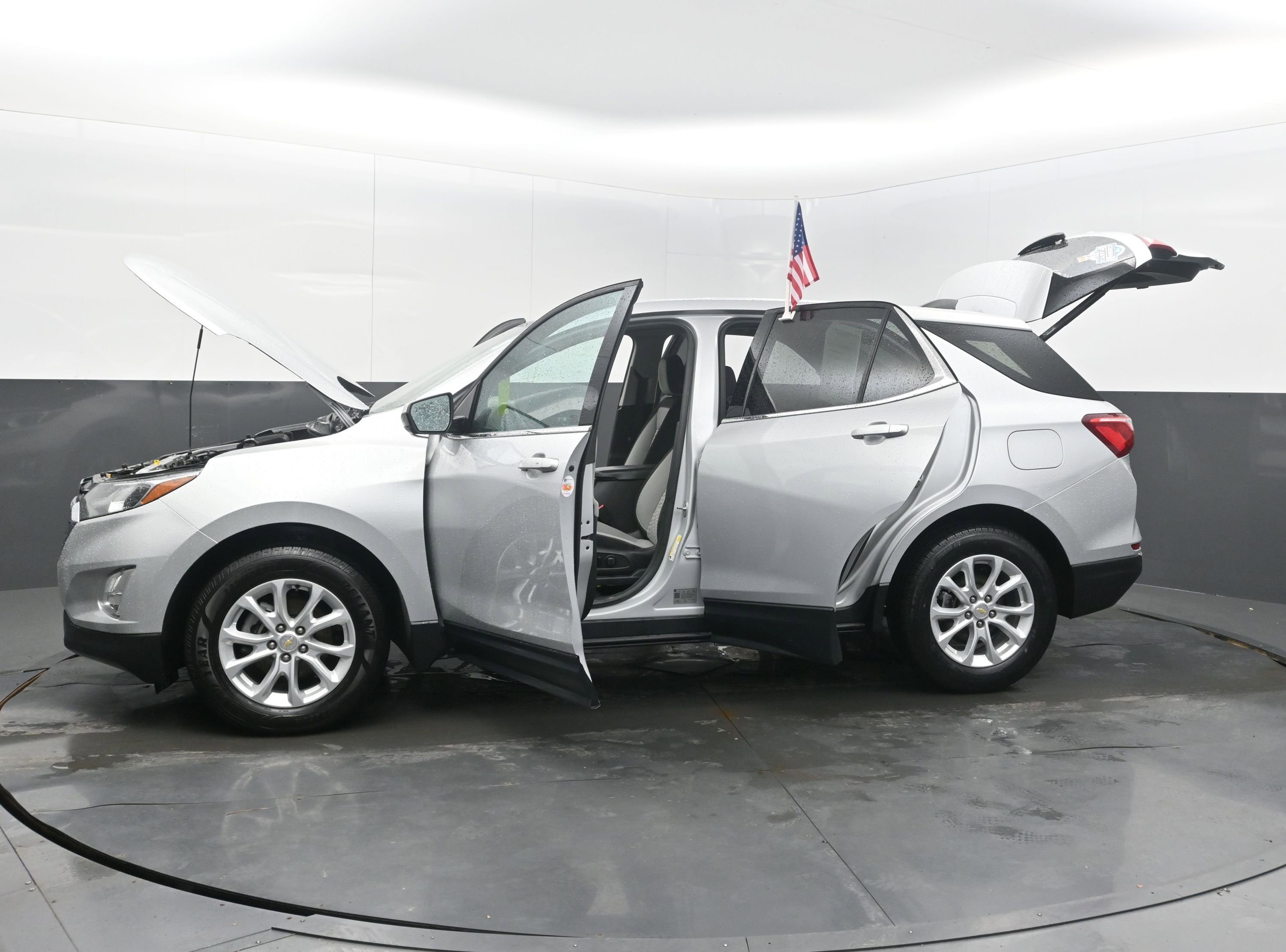 Used 2020 Chevrolet Equinox LT image 44