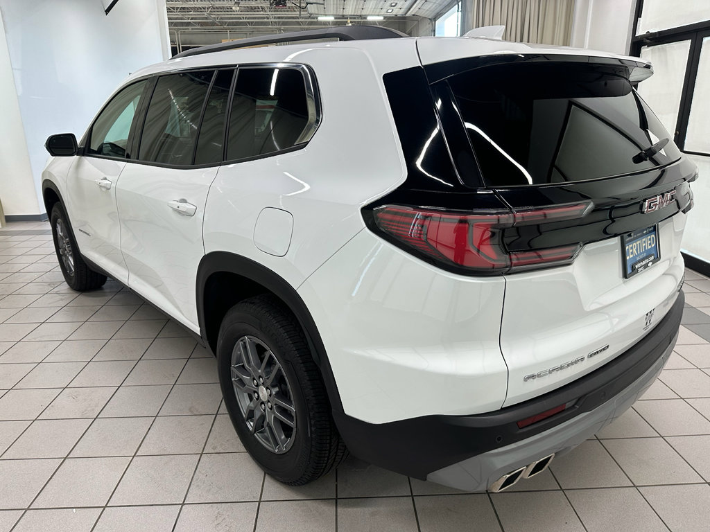 Used 2025 GMC Acadia Elevation image 10