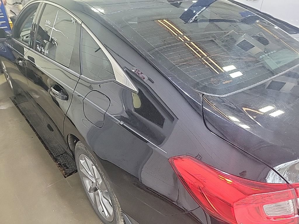 Used 2018 Honda Accord LX image 2