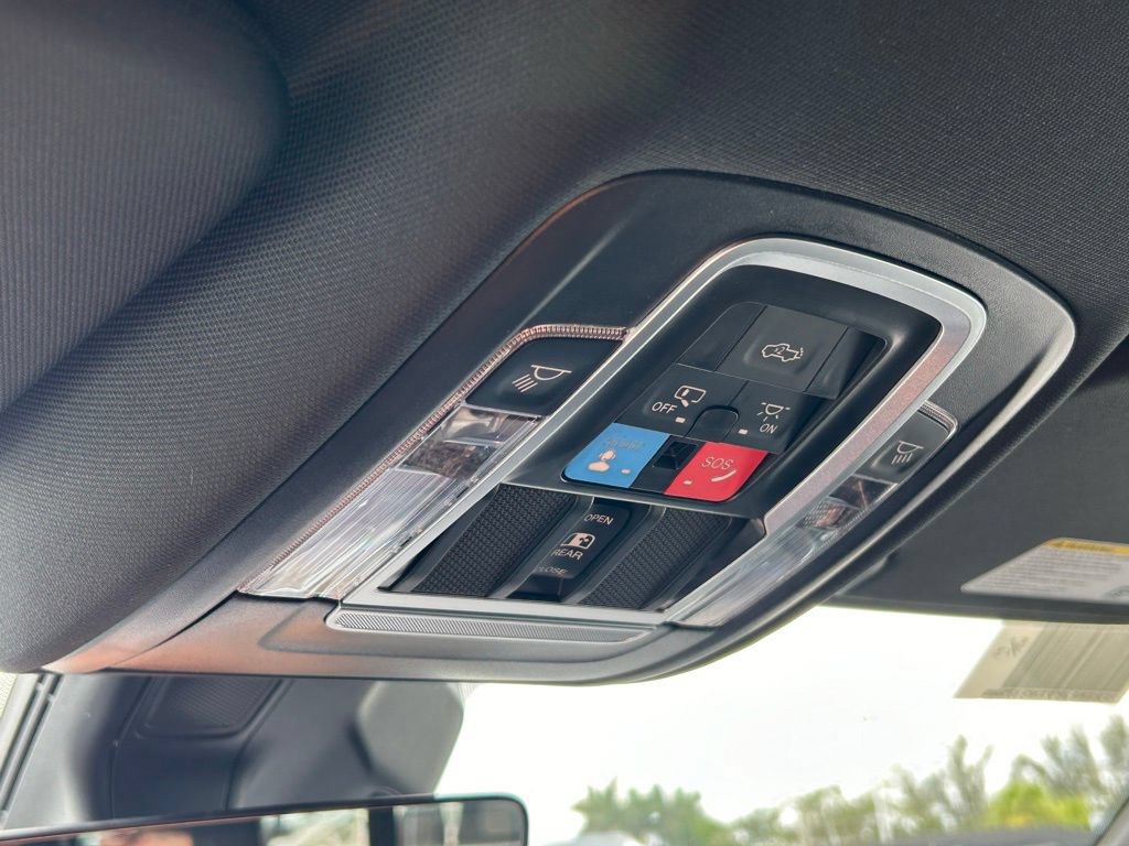 New 2025 RAM 1500 Laramie w/ Sport Appearance Package AWD/4WD image 48