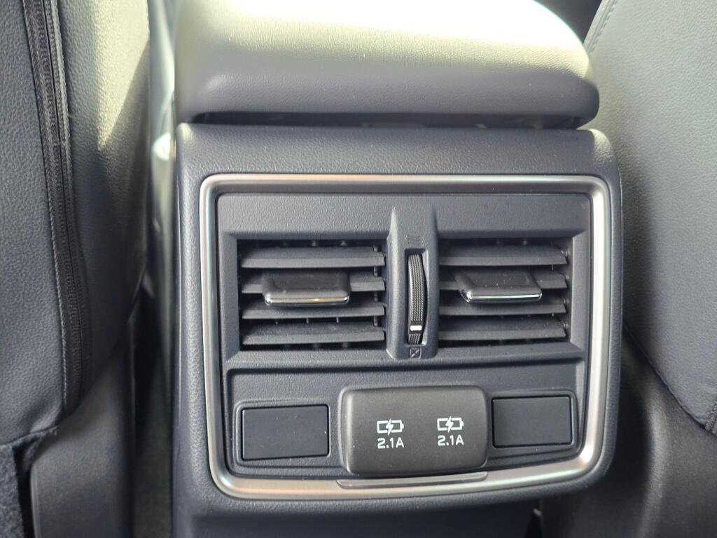 Used 2020 Subaru Forester Premium image 20