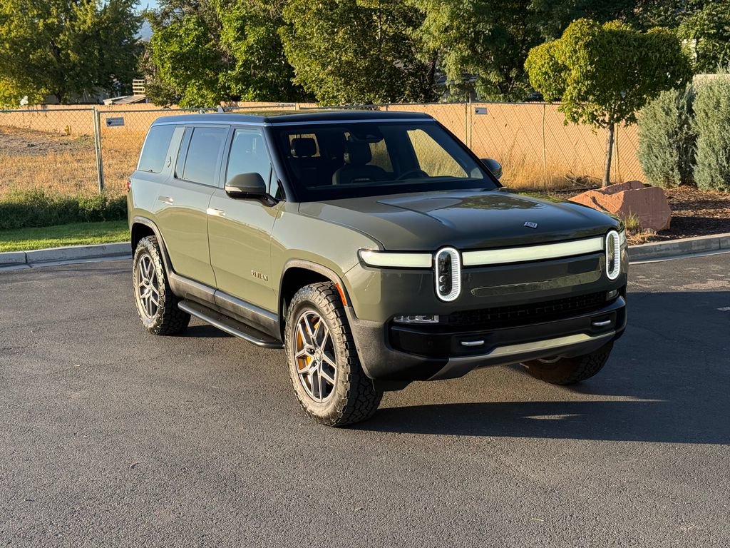 Used 2022 Rivian R1S Launch Edition Quad AWD/4WD image 2