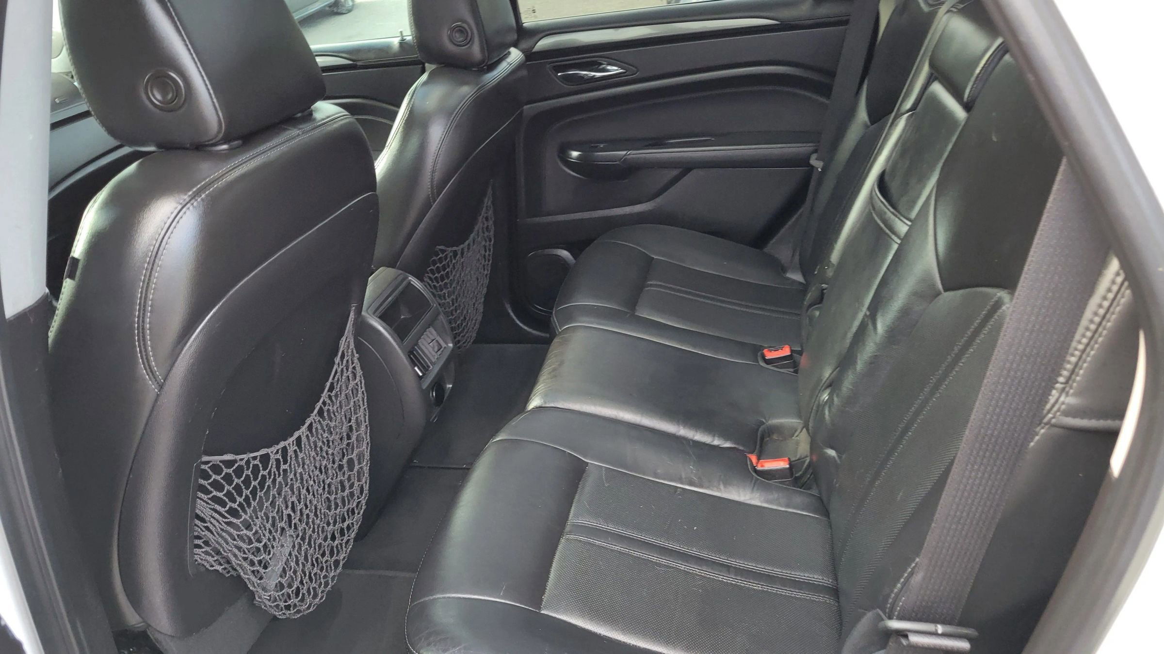 Used 2016 Cadillac SRX Performance w/ Midnight Edition Package FWD image 11