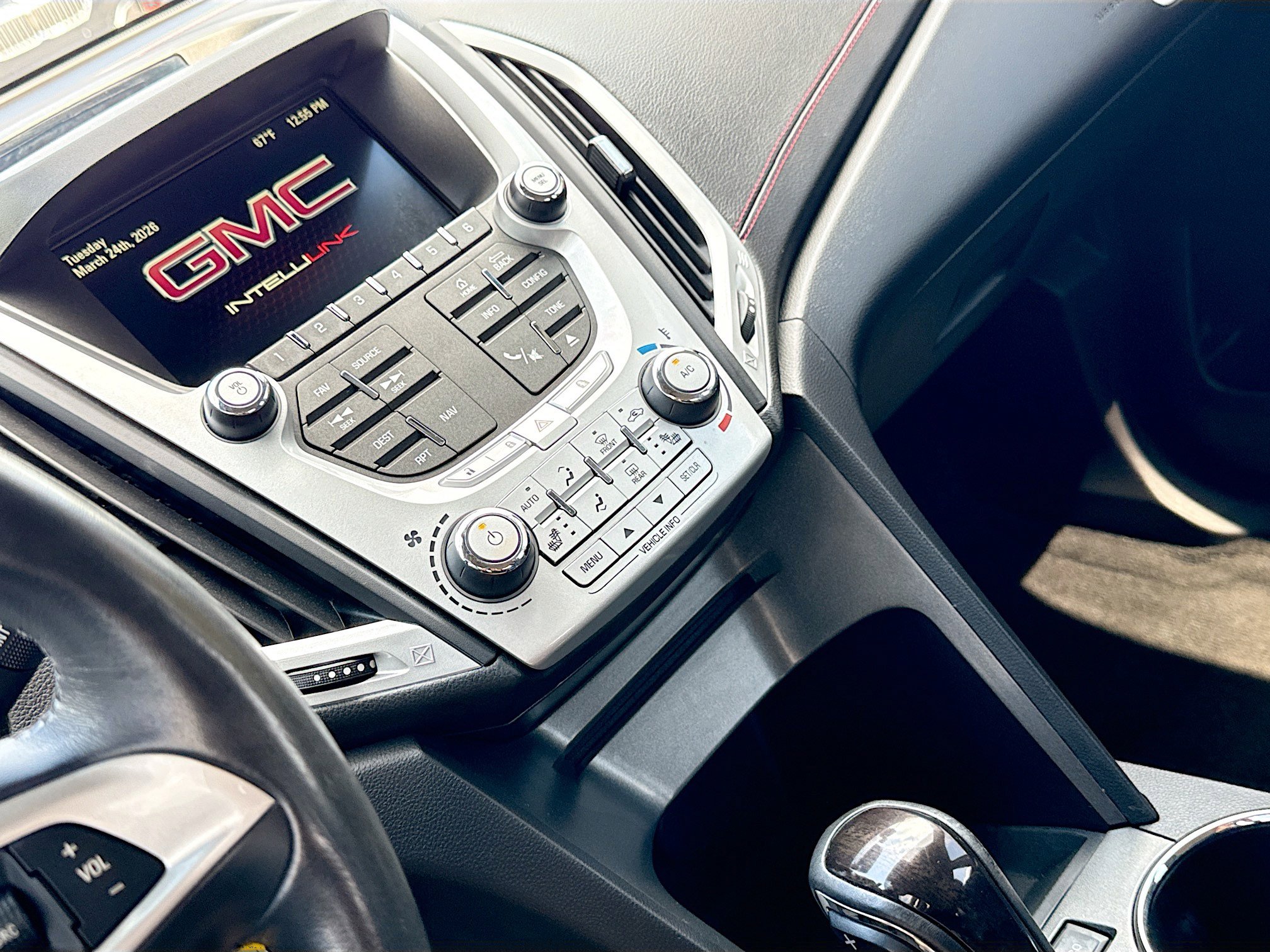 Used 2015 GMC Terrain Denali image 27