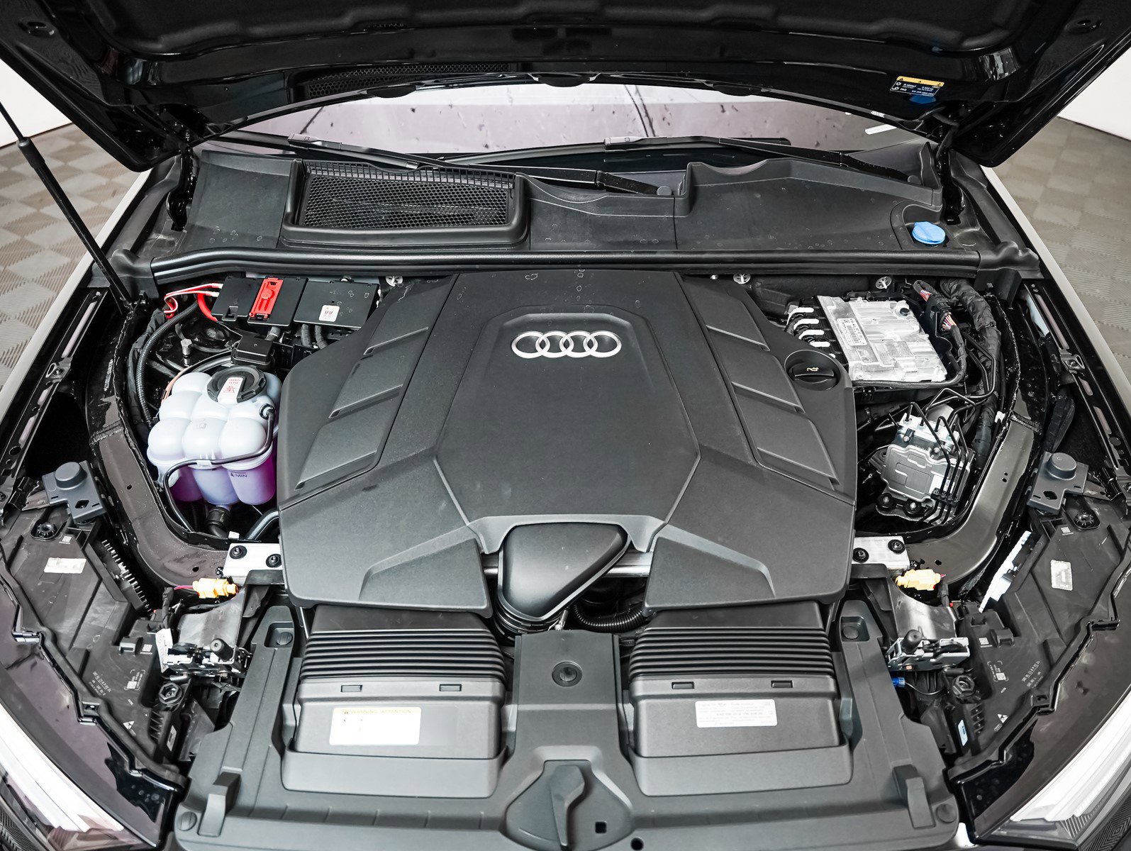 New 2026 Audi Q7 3.0T Prestige image 4