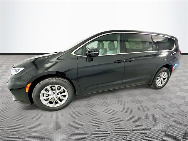 New 2026 Chrysler Pacifica Select image 23
