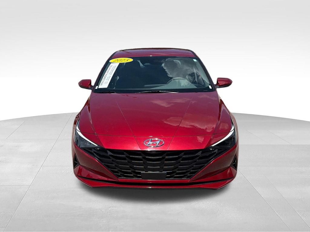 Used 2023 Hyundai Elantra SEL w/ Convenience Package FWD image 8