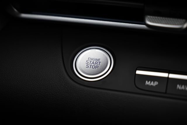 New 2026 Hyundai Elantra Limited FWD image 14