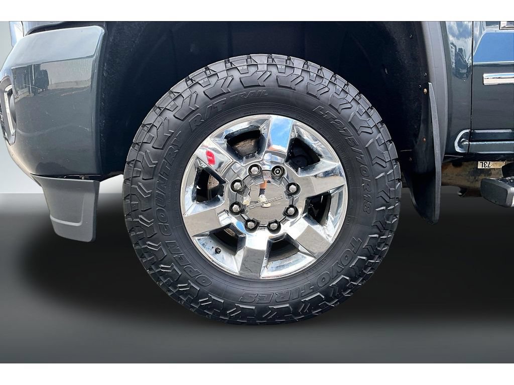 Used 2018 GMC Sierra 3500 Denali w/ Duramax Plus Package AWD/4WD image 28
