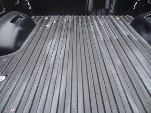 Used 2025 Toyota Tundra Limited AWD/4WD image 9