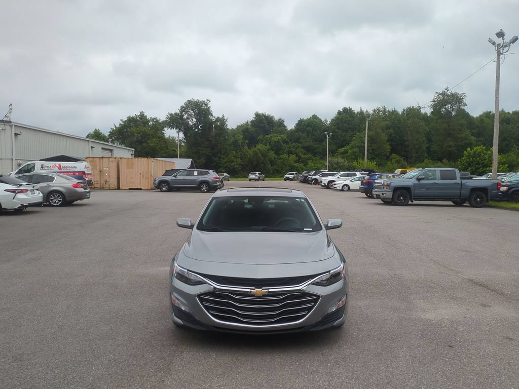 Used 2024 Chevrolet Malibu LT FWD image 2
